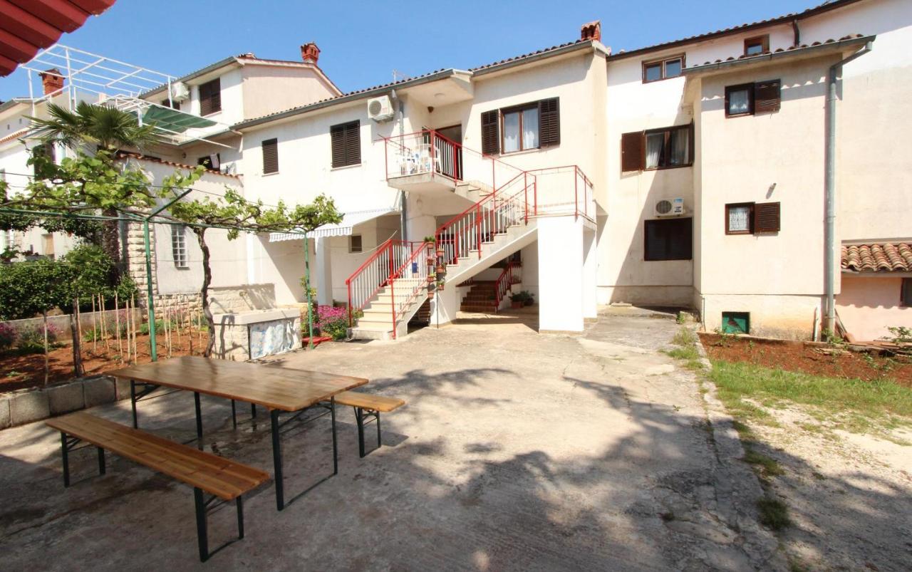רוביני Apartment Gabriel מראה חיצוני תמונה