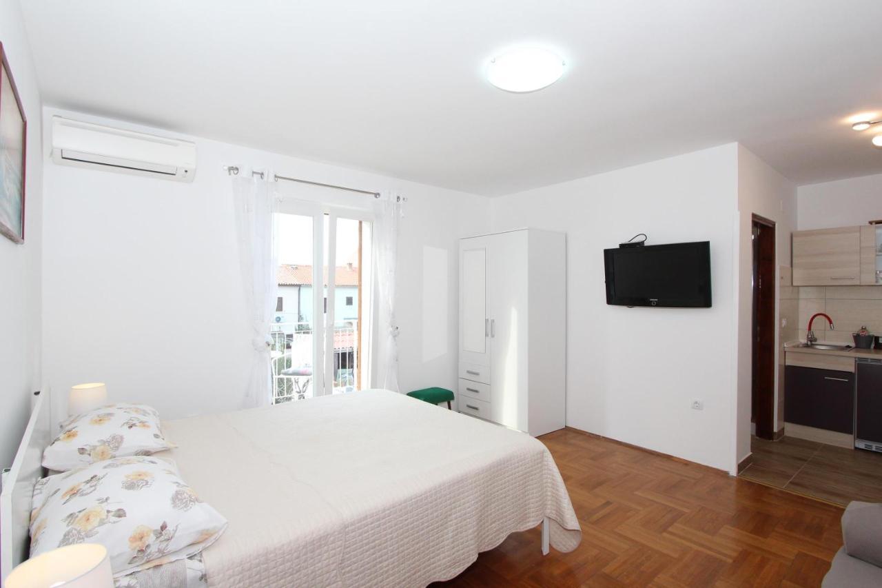 רוביני Apartment Gabriel מראה חיצוני תמונה