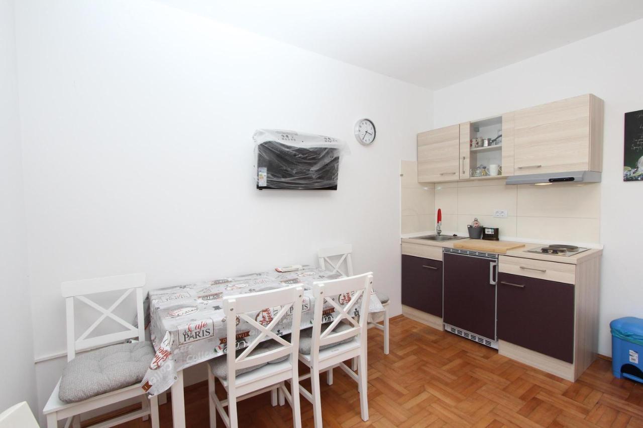 רוביני Apartment Gabriel מראה חיצוני תמונה