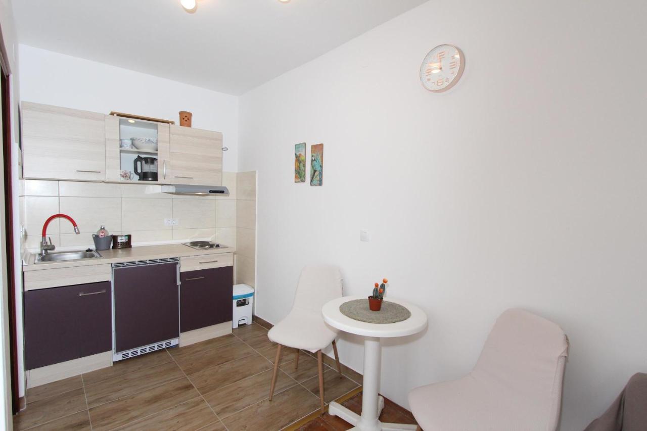 רוביני Apartment Gabriel מראה חיצוני תמונה