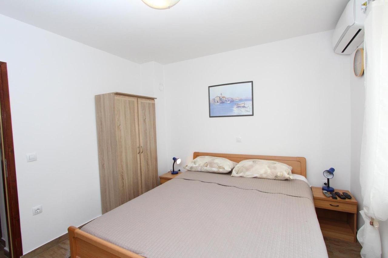 רוביני Apartment Gabriel מראה חיצוני תמונה